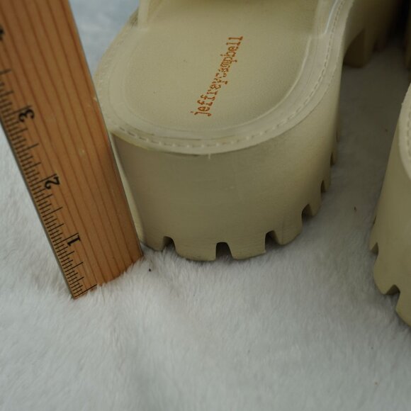 Jeffrey Campbell Cream Platform Clogs Size 10 Y2K Chunky Slip-On Slides‎ - Picture 6 of 11